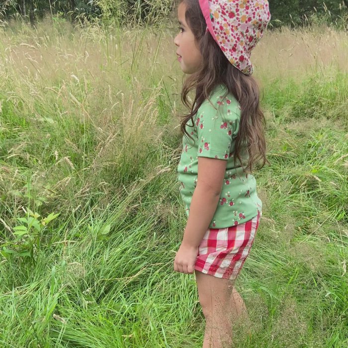 Palarie de soare reversibila din bumbac organic Ladybird Days