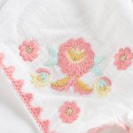 Bonetă din bumbac organic Tishaya Alb