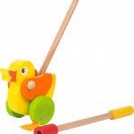 Jucarie de impins din lemn Ratusca